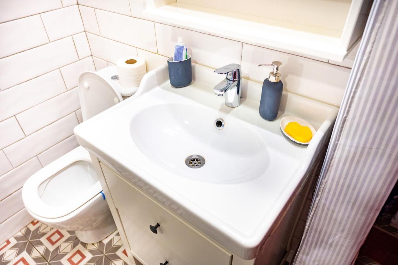 Sava Centar 1-Bedroom Apartments In The Heart Of New Белград Екстериор снимка
