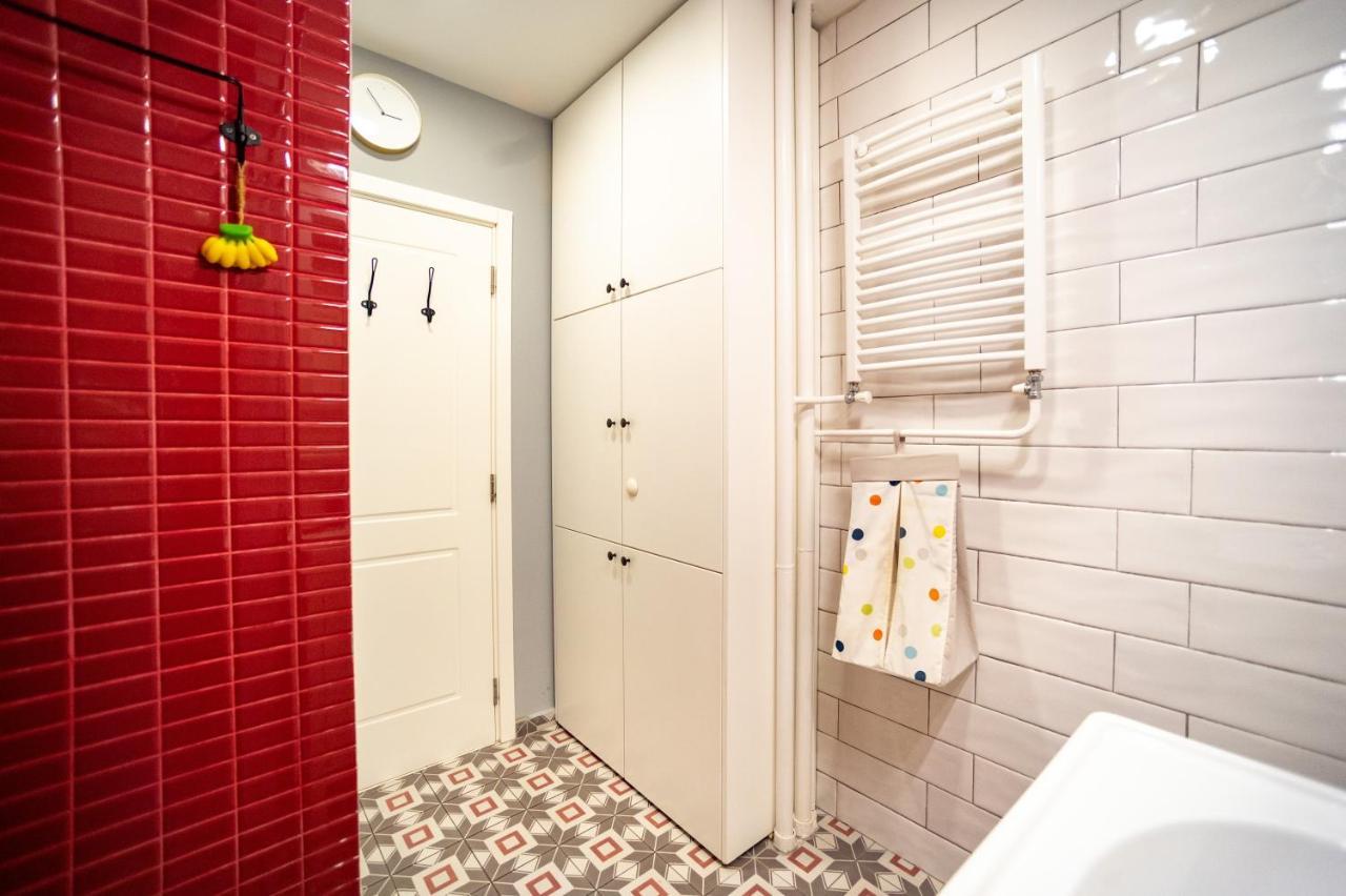 Sava Centar 1-Bedroom Apartments In The Heart Of New Белград Екстериор снимка